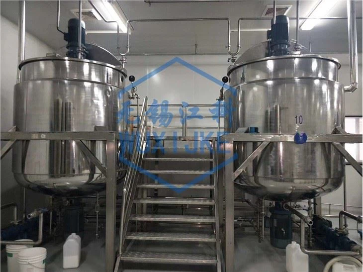 Mixing Tank With Stirring And Homogenizer